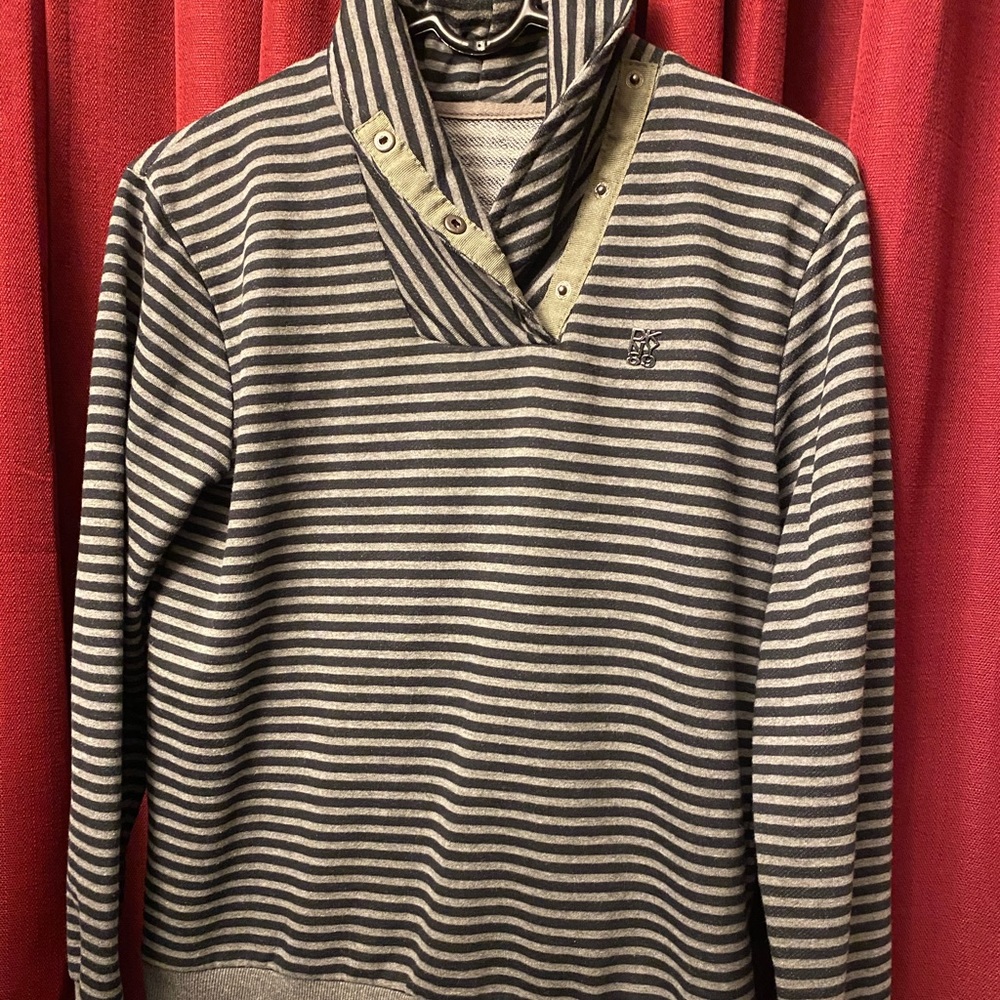 DKNY89,‎ striped button shirt-Long sleeved